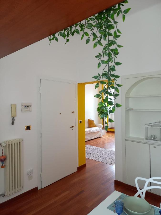 Sole Amare Guest House Bari Eksteriør billede